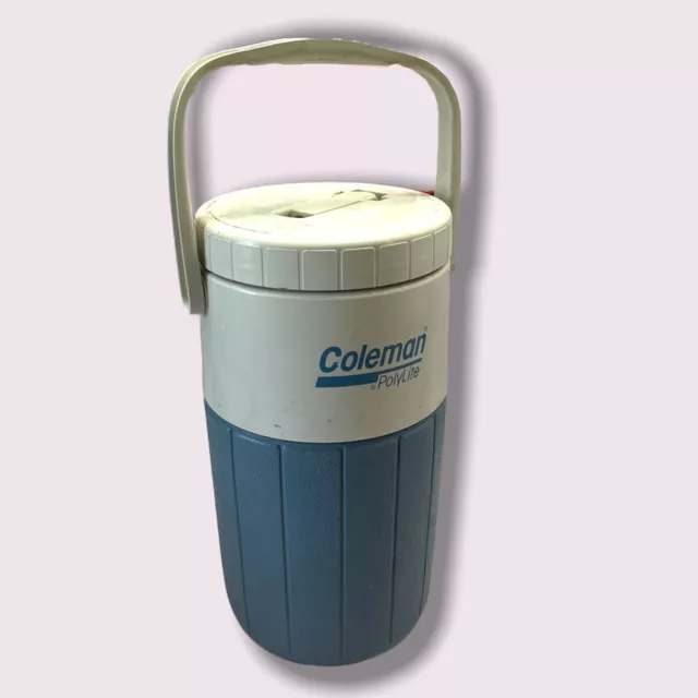 VTG Coleman PolyLite 5590 Blue & White  1/2 Gallon Water Jug Cooler W Lid