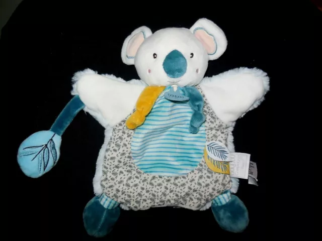DOUDOU ET COMPAGNIE marionnette Yoca le koala blanc bleu vert