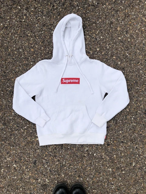supreme hoodie small box logo