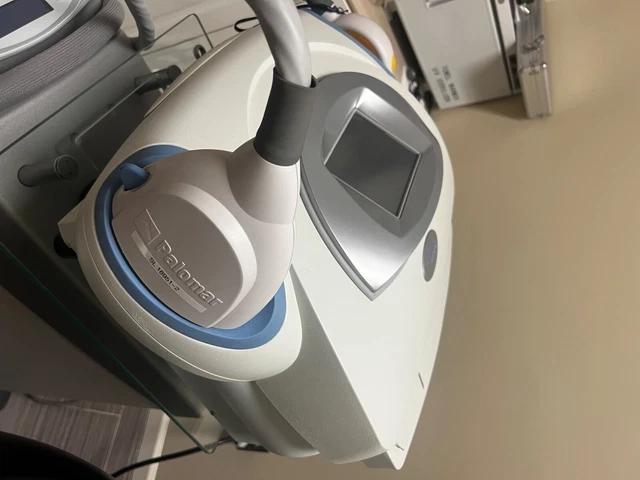 Great Condition-Palomar Starlux 300 (IPL machine) SL-18951 Medspa 
