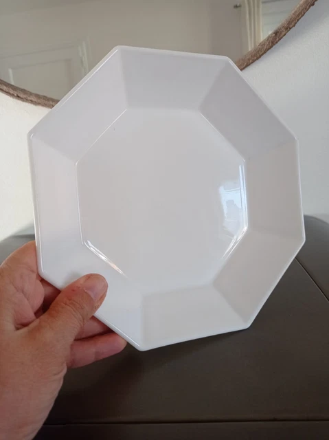 Deux Assiettes à soupe Arcopal Vintage - forme hexagonale 21