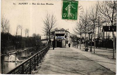 CPA ALFORT Rue des deux Moulins (600374)