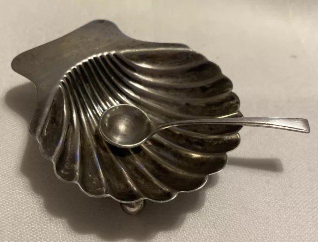 Adorable Vintage Sterling Silver Shell Open Salt Cellar & Sterling Spoon Mexico