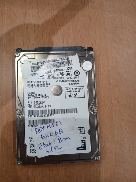 Disque Dur 500GB hitachi Hgst SATA 2,5  HTS547550A9E384 Interne