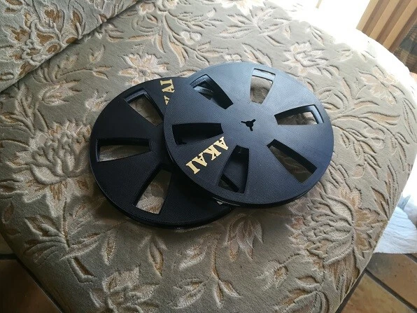 2 Stück 18cm Spulen für Akai GX77 Bandmaschine Tonband Leerspulen schwarz ###--