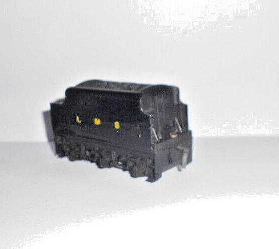 Early Triang R30 Black " Tender " Gwo, Embossed Emblem