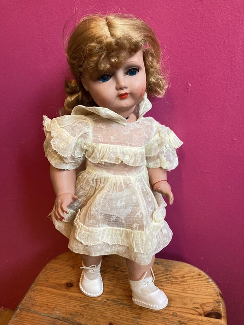 Poupée ancienne vintage Bella 47 cm