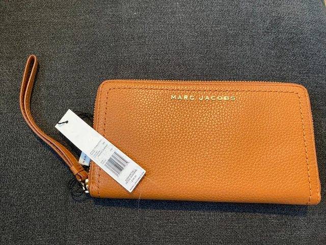 Marc Jacobs SMOKED ALMOND Pebbled Leather Zip Around Long Wallet Coin Purse Marc Jacobs SMOKED ALMOND Pebbled Leather Zip Around Long Wallet Coin Purse