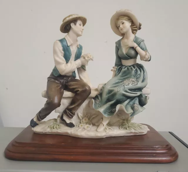 GIUSEPPE ARMANI Man & woman Figurine Statue Sculpture "Lovers" Limited Edition.