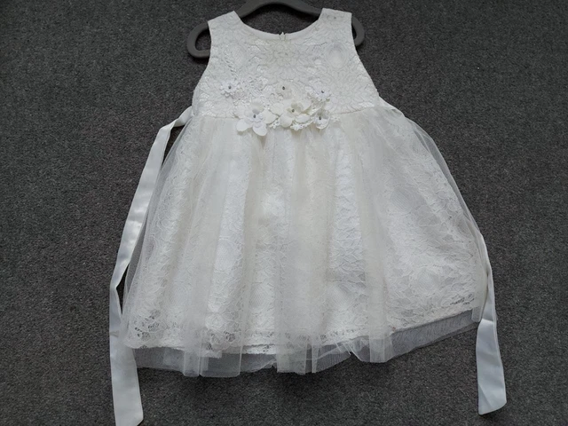 Lovely Party/Occasion Dress, Cream/Lace/Flower/Chiffon,   7 Years