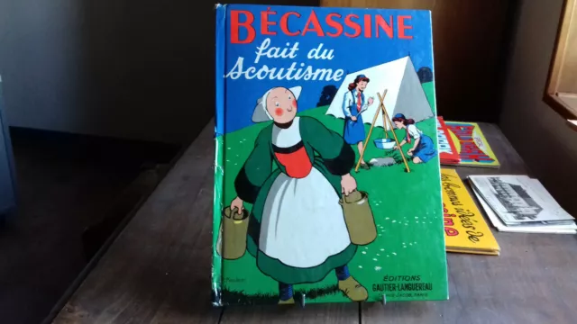 BECASSINE FAIT DU SCOUTISME. BD CARTONNEE réedition de 1958 (col8a)