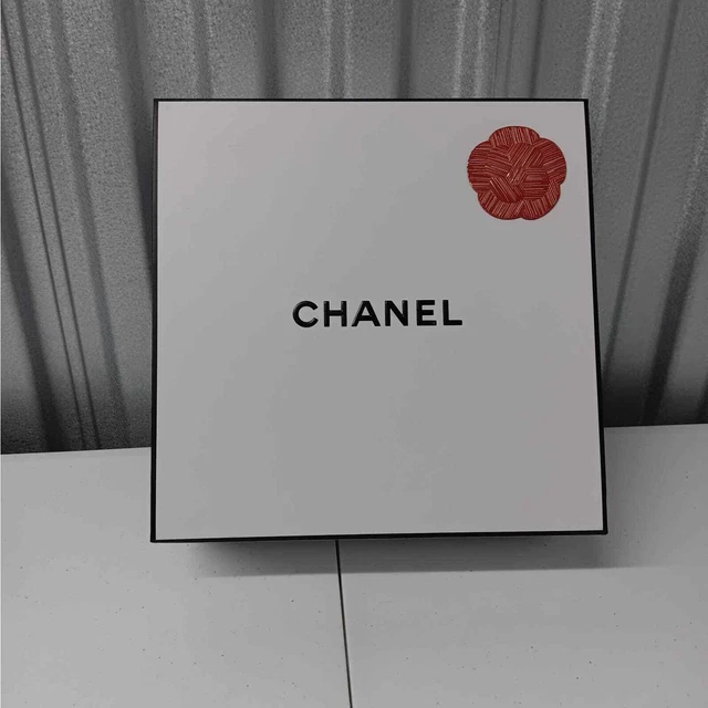 CHANEL Empty White Square Box Gift Storage for Hat Scarves Shoes