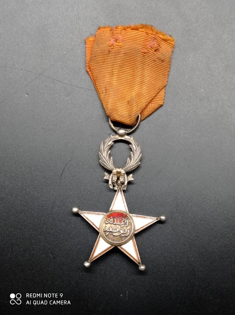 Médaille Militaire Italienne D'époque WW1 – Campagnes De Libye 1913 – Argent Avec Ruban Mignon