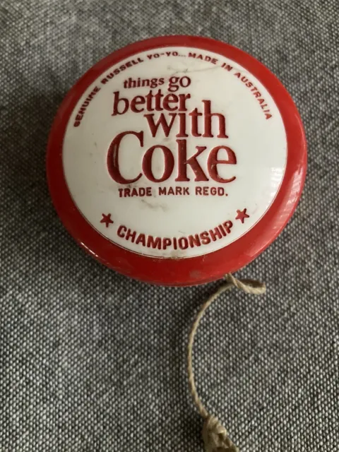 Vintage 1960’s  Russell Coca Cola Championship Yoyo Things Go Better With Coke.