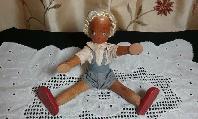 Vintage 1940s Wooden Peg Boy Doll Tourist Made in Poland