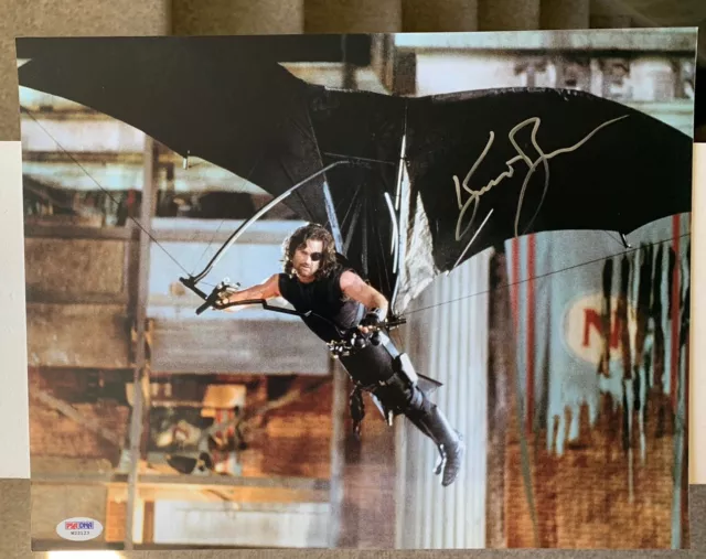 KURT RUSSELL Signed 11x14 ESCAPE FROM NEW YORK SNAKE Photo Autographed PSA/DNA