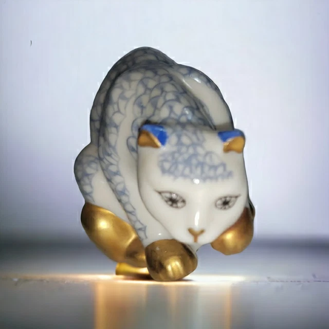 Vintage The Franklin Mint Curio Cat 1988