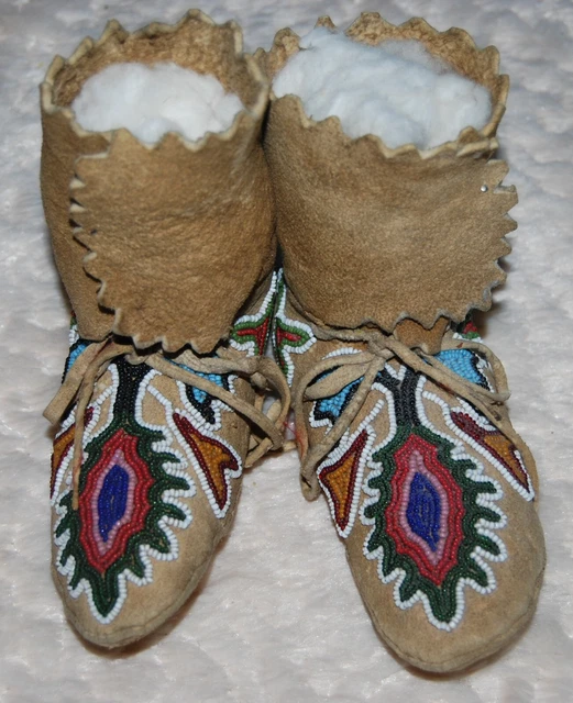 Native American Ute 1890-1900, Sinew sewn, Deer Hide Childs High Top Moccasins
