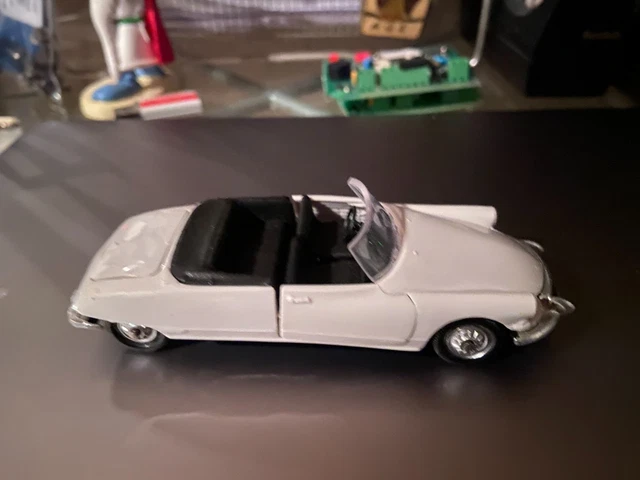 Modèle Réduit Citroën DS 19 Cabriolet 1963 - Échelle 1/43 Par Norev - Neuf En Boîte