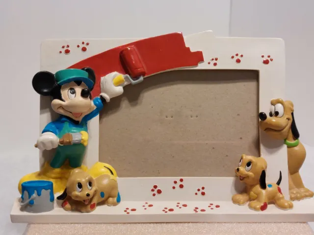 Walt Disney Co Resin 5.5" X 7" Picture Frame W/ Mickey Mouse & Pluto 3D Figures