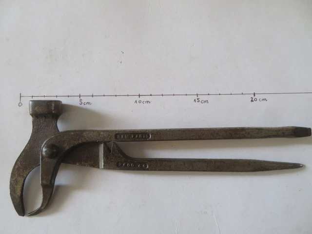 outil mécanicien ancien pince marteau plombage équilibrage roue
