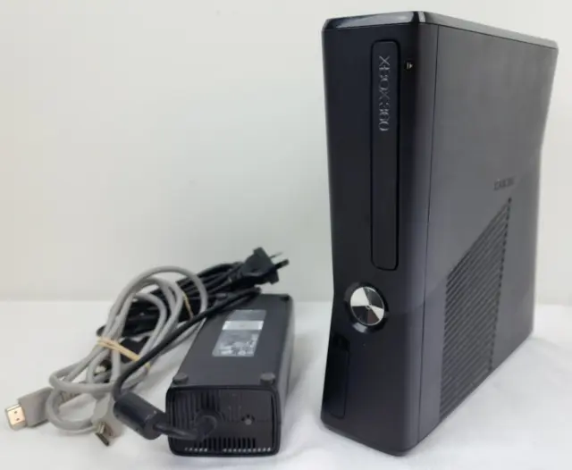 Modded RGH Xbox 360 S Piano Gloss Black Edition 250GB HDD - video