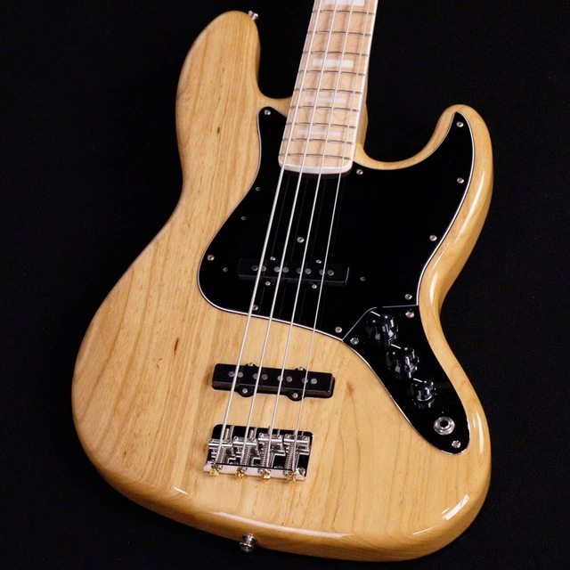 USED Fender USA American Deluxe Precision Bass 2000 Black Rosewood Fingerboard F USED Fender USA American Deluxe Precision Bass 2000 Black Rosewood Fingerboard F