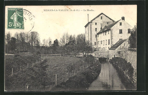 CPA Nesles-la-Vallee, Le Moulin, Flusspartie im Ort