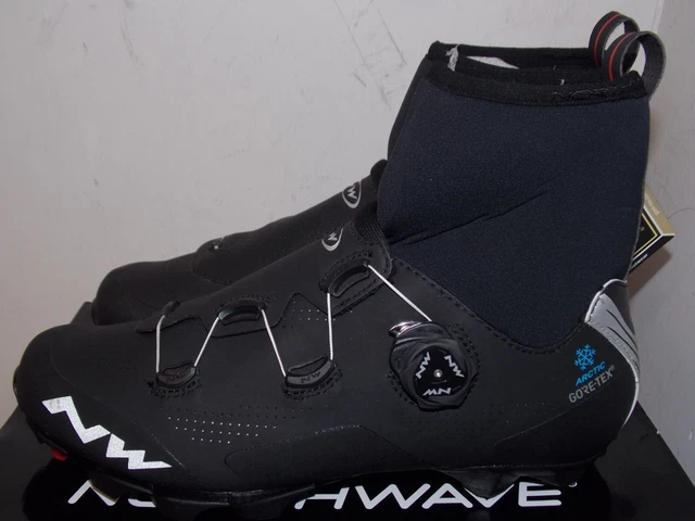 Northwave Raptor Arctic Gtx Fahrradschuhe Grösse Eu 42 (Uk 8,5) Schwarz