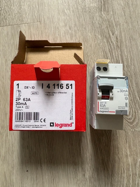 Lot De 2 Interrupteurs Différentiels Legrand – 2P 63A 30mA Type A, Neufs
