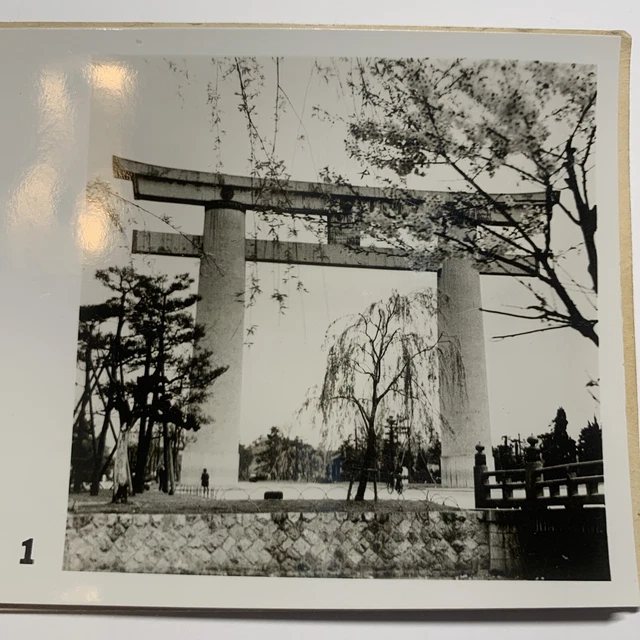 PHOTOGRAPHIC VIEWS OF JAPAN KYOTO SCENES TEN PICTURES SERIES 10 1930's. B6
