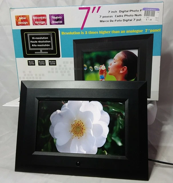 Sungale CD705 7" Digital Picture Frame WIDE SCREEN -WORKING TESTED