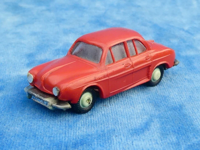 Slutpris för Norev, 1955 Renault Dauphine, 1:18 Slutpris för Norev, 1955 Renault Dauphine, 1:18