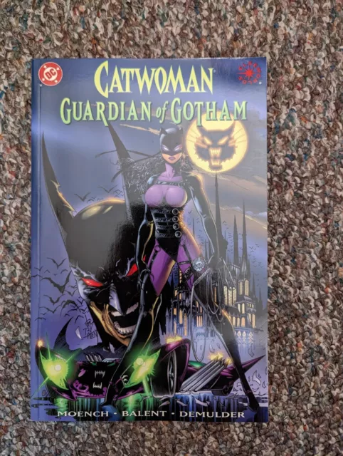 Catwoman Guardian of Gotham #1 FN 1999 Stock Image