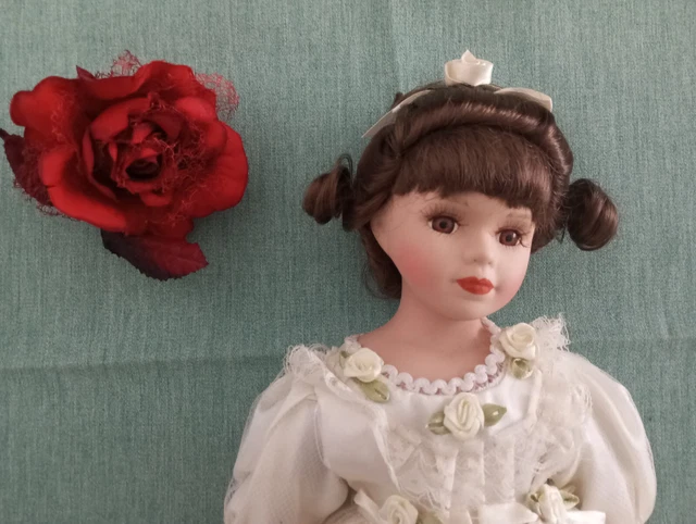 Poupée ancienne porcelaine jolie SFBJ 60 taille 2 50 cm yeux