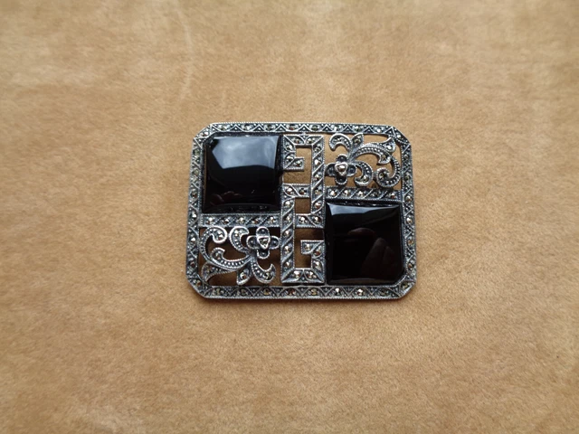 Argent 925, Onyx Et Marcassites - Broche Ajourée - Années 1920/1930 - Art Déco