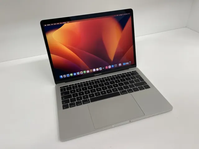 MacBook Pro (13-inch, 2017), 2.3 GHz Intel Core i5, 8GB RAM, 128GB SSD