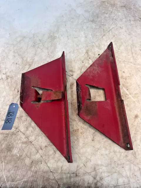 1981 International IH 986 Tractor Fuel Tank Support Brackets