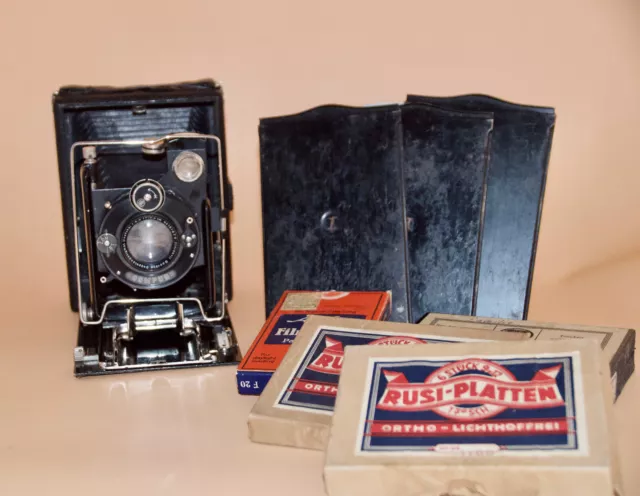 Antike Steinhell Plattenkamera mit Platten, Köcher, vor 1945