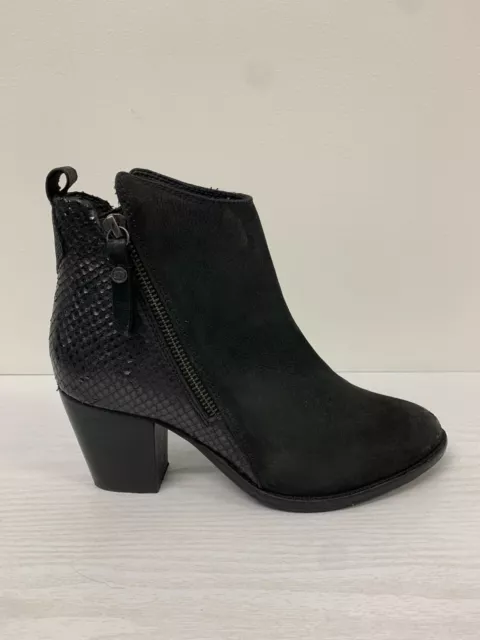 Dune pontoon black top