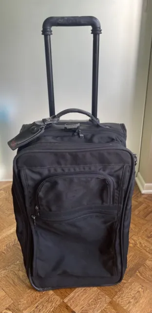 Tumi Upright Expandable Suitcase Luggage 2 Wheel Rolling 24" Black Nylon 2