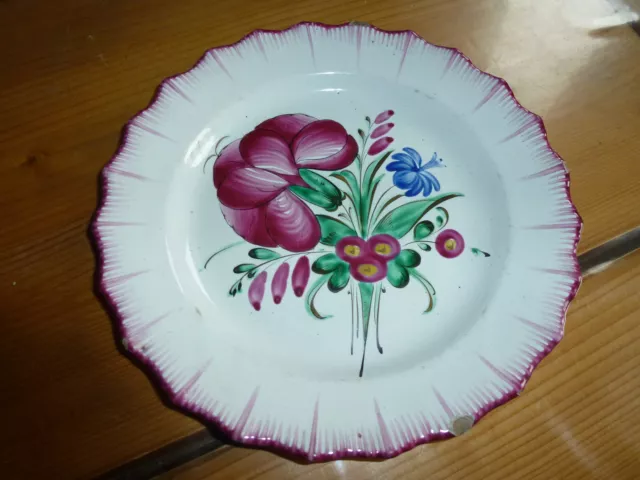 Ancienne assiette Les Islettes, décor bouquet de fleur 18 éme