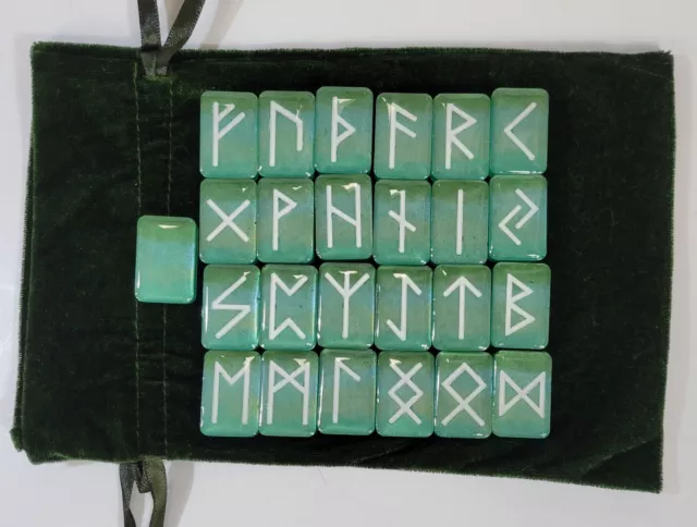Runes Elder Futhark Viking 1 Set 25 Pieces Divination Resin + Green Velvet Bag
