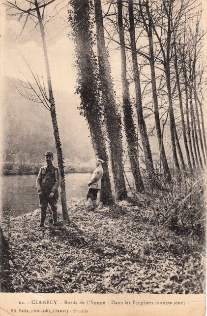CLAMECY 62 bords de l'yonne dans les peupliers militaires timbrée 1927