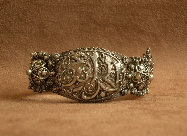 Bracelet Ancien Berbère En Argent Massif Poinçonné - Manchette Vintage, Occasion