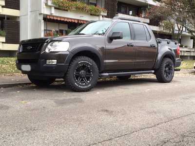 TUFF t01 8x17 5x114,3/127 CERCHI PNEUMATICI BF GOODRICH ko2 265/65/17 Explorer NUOVO 