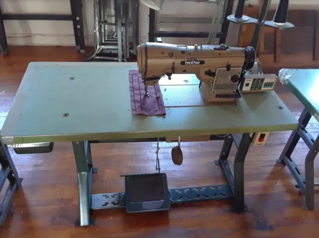 Craft Table Rolling Sewing Machine Folding Desk Storage Shelves Art White  New