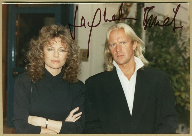 Photo signée Jacqueline Bisset - Autographe James Bond 007 - Casino