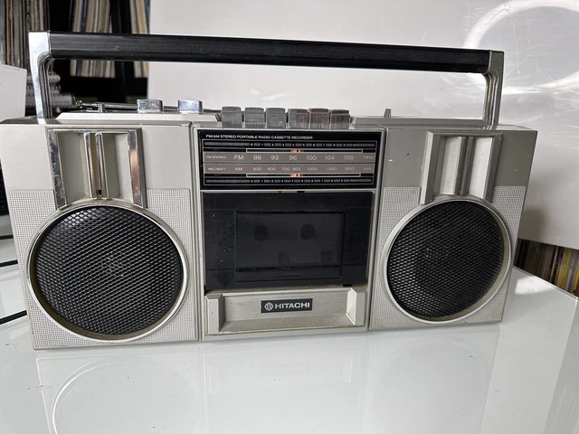 HITACHI TRK-7620 HC 3 Band Radio Cassette Boombox Super Bass