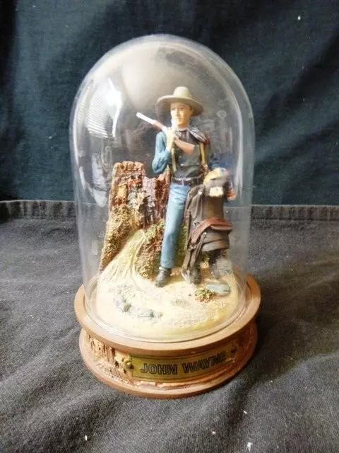 Franklin Mint John Wayne Figurine – Ranger